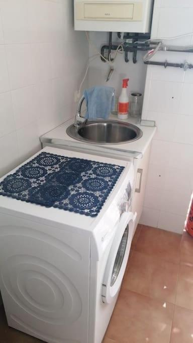 Views, Family & Private Parking In Alto Albayzin Granada