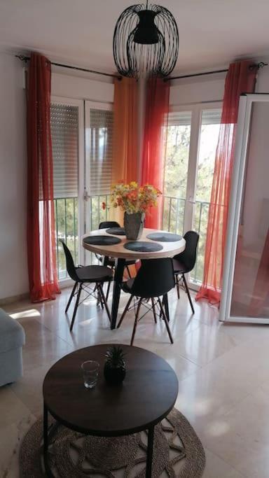 Views, Family & Private Parking In Alto Albayzin Apartamento