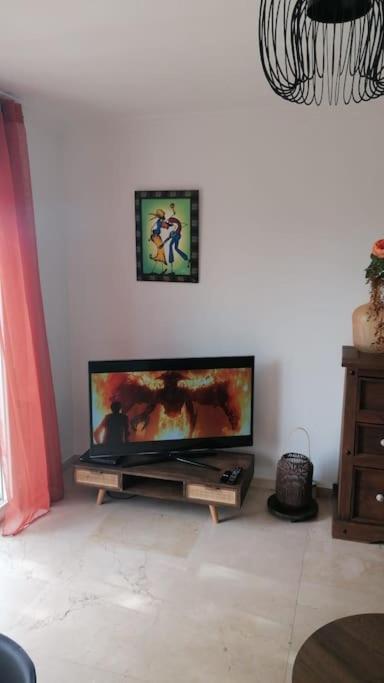 Views, Family & Private Parking In Alto Albayzin * Granada